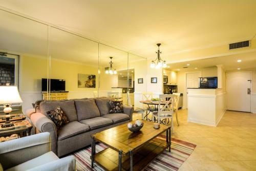2269 Shipwatch Villa
