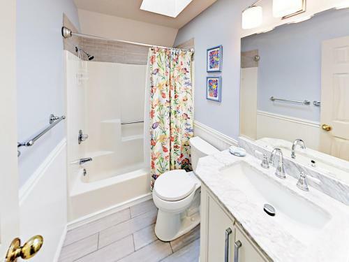 1027 North Sea Bridge Court Home