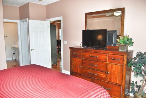 Apartamento 6000 Windsor Green Way 301 Condo