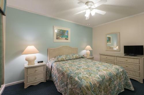 Hotel A Place At The Beach By Capital Vacations