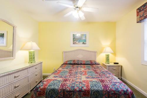 Hotel A Place At The Beach By Capital Vacations