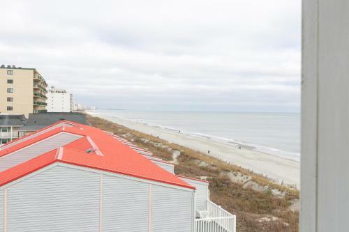 Hotel A Place At The Beach By Capital Vacations