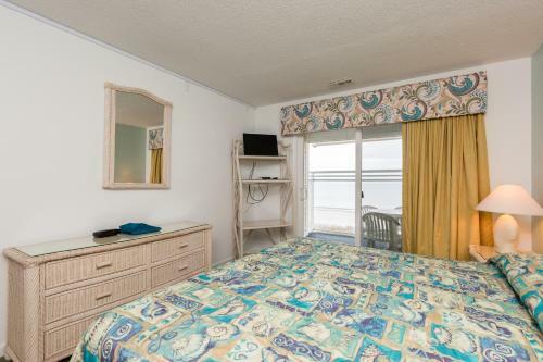 Hotel A Place At The Beach By Capital Vacations