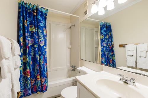 Hotel A Place At The Beach By Capital Vacations