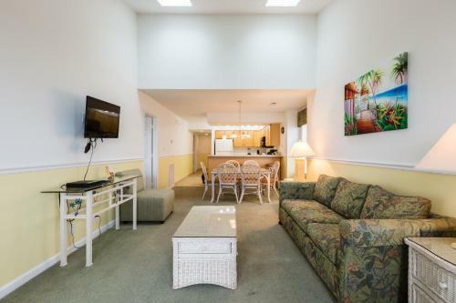 Hotel A Place At The Beach By Capital Vacations