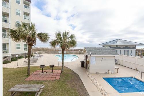 Hotel A Place At The Beach By Capital Vacations