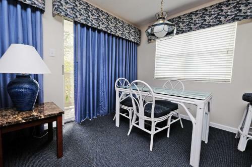 Hotel Beach Vacation Condos South