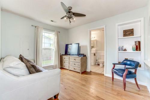 Cherry Grove Escape