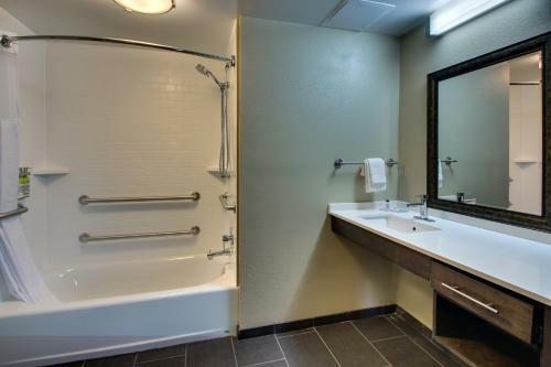 Staybridge Suites - Rock Hill, An Ihg Hotel