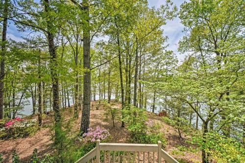 Idyllic Lakefront Westminster Home With Private Dock