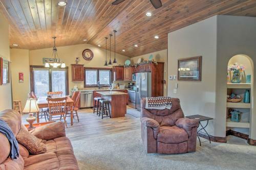 Home With Backyard In Black Hills, 4 Mi To Deer Mtn!