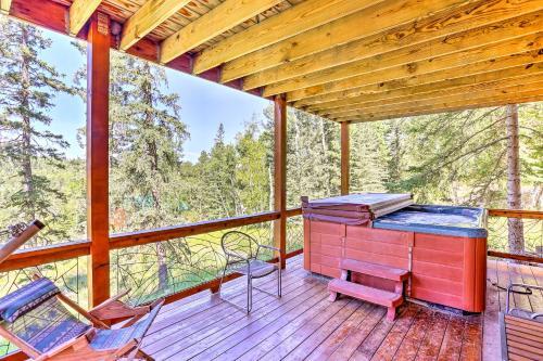 Cabin With Deck And Hot Tub, Half Mile To Terry Peak!