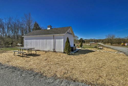 Peaceful Pet-friendly Franklin Cottage On 15 Acres