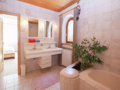 Holiday Home Landhaus Hollin