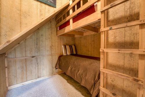 Above The Clouds Ii, 4 Bedrooms, Sleeps 11, View, Pet Friendly, Pool, Golf