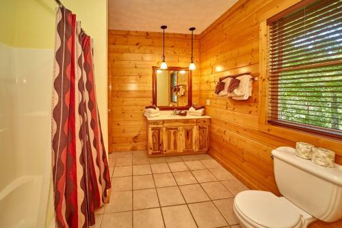 A Grand View Lodge #540 By Aunt Bug's Cabin Rentals