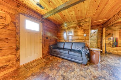 1 Bed 2 Bath Vacation Home In Kodak