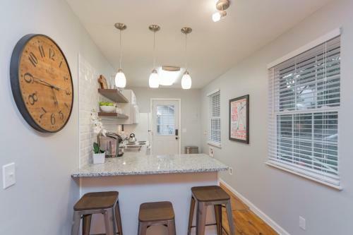 Quaint Music City Bungalow Retreat