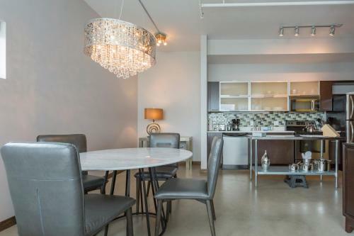 New! Modern And Spacious Nashville Corporate Condo