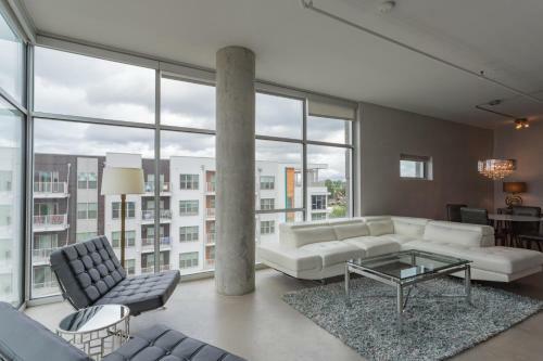 New! Modern And Spacious Nashville Corporate Condo