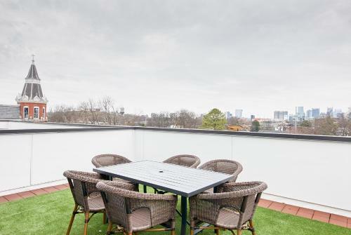 Aparthotel Sonder ? Wedgewood Suites