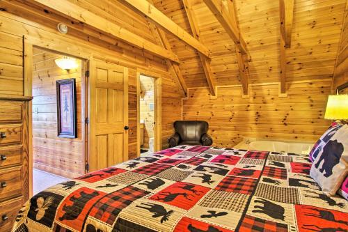 Modern-yet-rustic Pigeon Forge Cabin With Pool Access