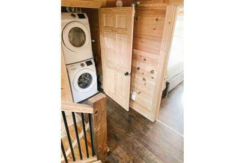 Mountain Splash -heated Indoor Pool, Hot Tub, Arcade Game Room