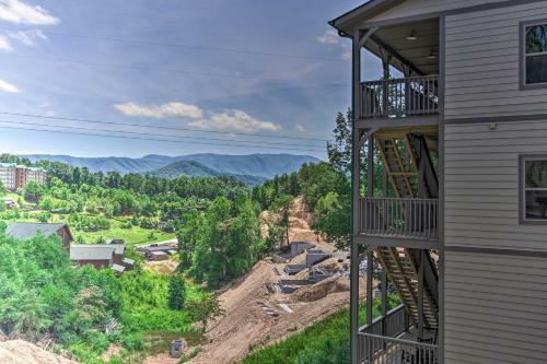 Madison Bear Garden With Hot Tub And Pool Access