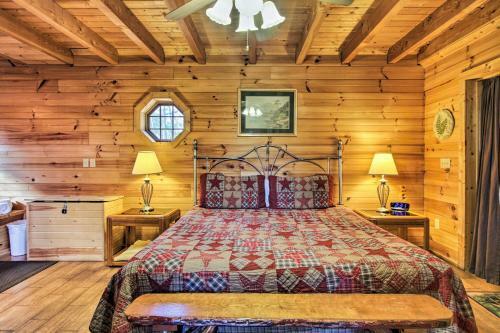 Rustic Pigeon Forge Mtn Cabin With Hot Tub And Views!