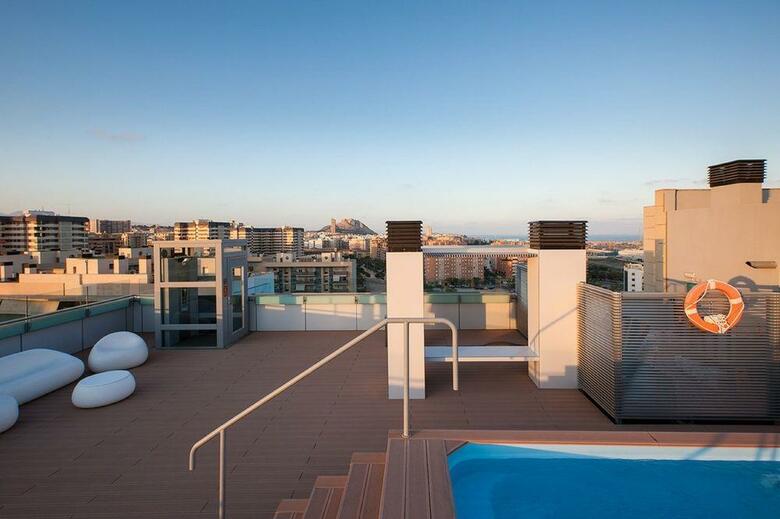 Hotel NH Alicante