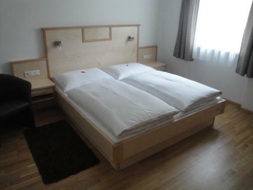 Bed & Breakfast Pension Dorfplatzl