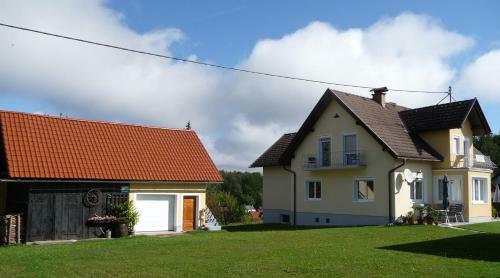 Apartamento Ferienwohnungen Rasinger