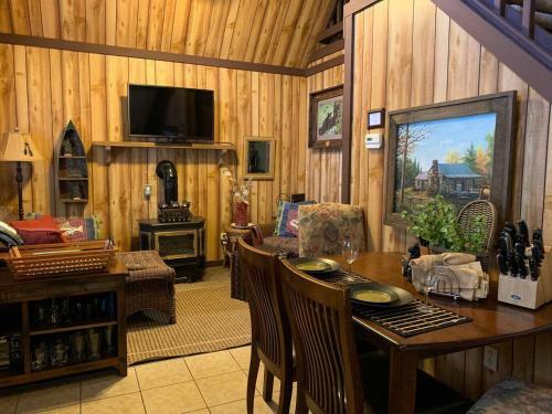 Trout Valley Lodge