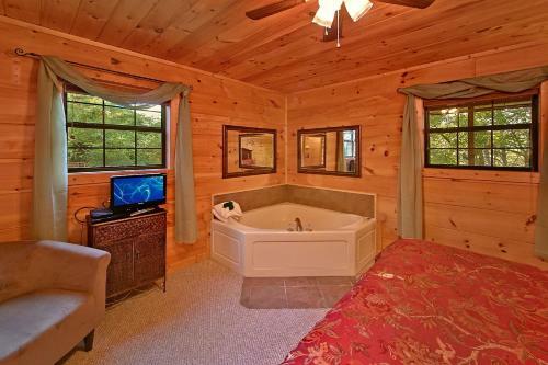 Dream Maker #120 By Aunt Bug's Cabin Rentals