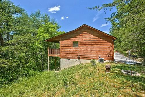 Dream Maker #120 By Aunt Bug's Cabin Rentals