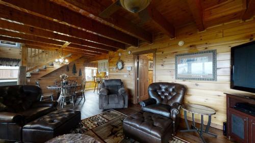 Snoring Bear Cabin