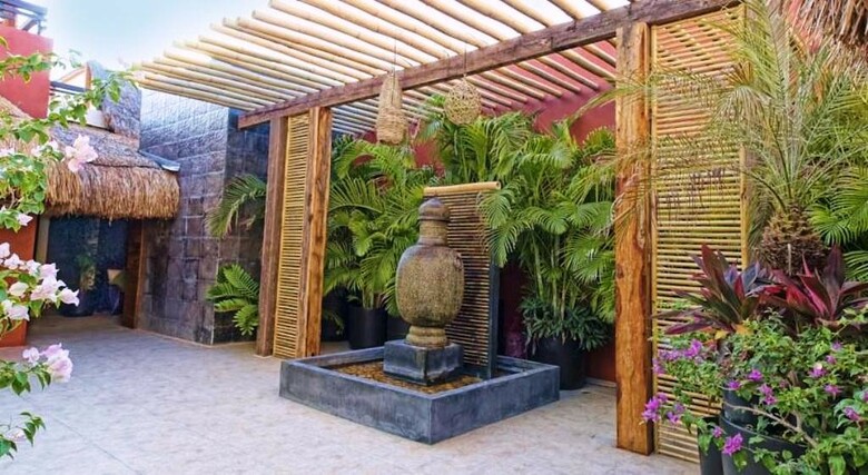 Hotel La Divina By Aldea Thai