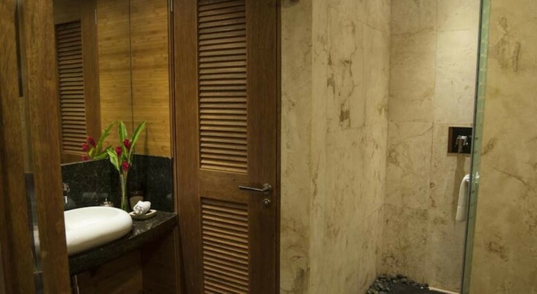 Hotel La Divina By Aldea Thai