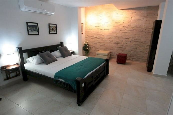 Hotel Boutique Diego De Alcala Suites
