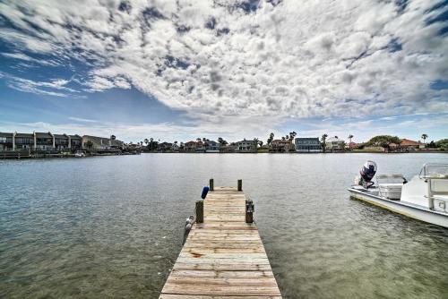 Apartamento Canalfront Condo With Dock Less Than 2 Mi To The Beach!