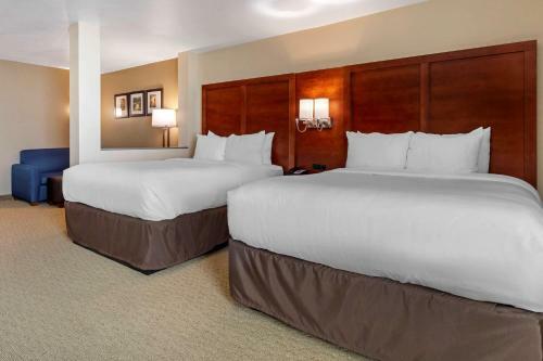 Hotel Comfort Inn & Suites