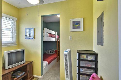 Surf's Up By Ryson Vacation Rentals