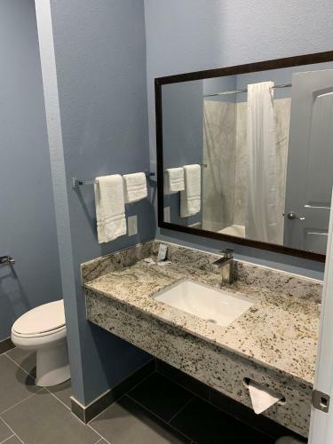 Motel Scottish Inns And Suites Scarsdale