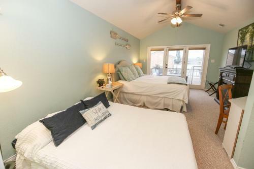 Splash Time! 4br Lake Lbj Waterfront W/ Boat Dock