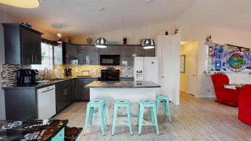 Ss Tarpon Home