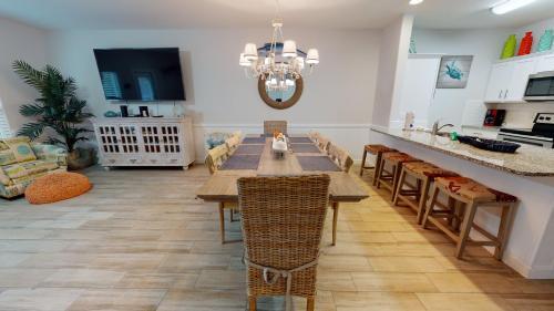 Beachside Bungalo Townhouse