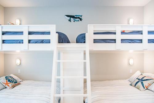 Blue Casa, Su Casa Home