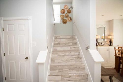 228 Mustang Royale Home