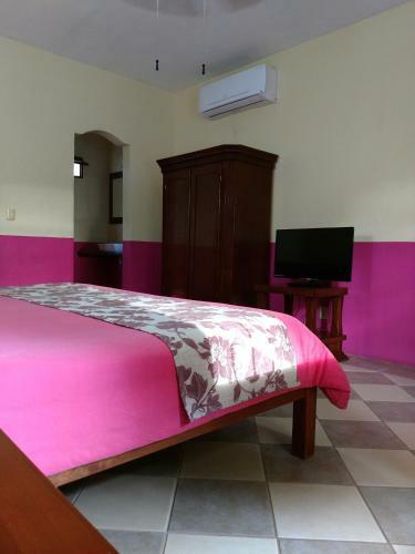 Hostal Tunich Beh