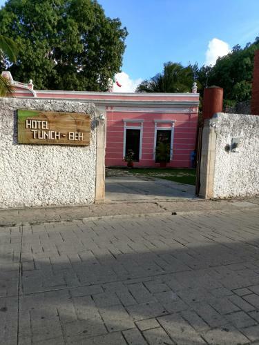 Hostal Tunich Beh